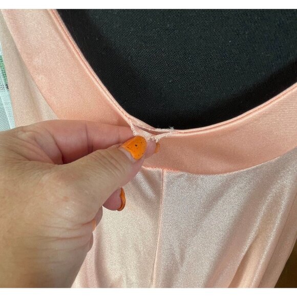 Vintage 80s night dress, peach sleeveless nightgown, slip on negligee - Picture 6 of 8